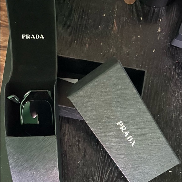 Prada Unisex 49mm Rectangle Sunglass. Brand New! - Picture 3 of 4